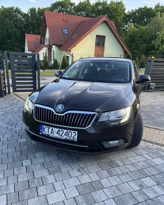 Skoda Superb cena 24000 przebieg: 438570, rok produkcji 2014 z Iława małe 154